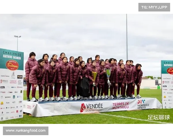 乌兹别克斯坦联赛最佳球员创转会纪录加盟俄超震动足坛