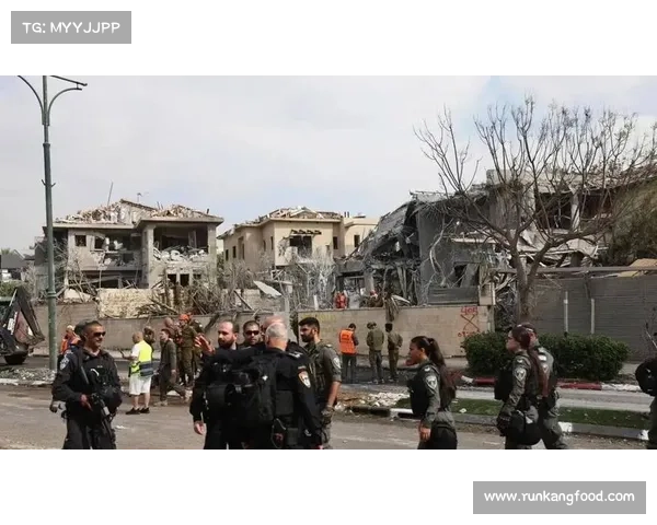 伊朗超级联赛恢复主客场制加强安保措施应对激烈德比战